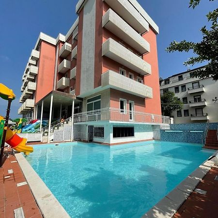 Hotel Delfino Μιλάνο Μαριτίμα Εξωτερικό φωτογραφία