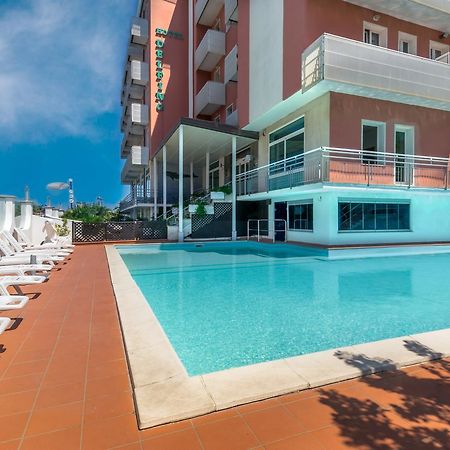 Hotel Delfino Μιλάνο Μαριτίμα Εξωτερικό φωτογραφία