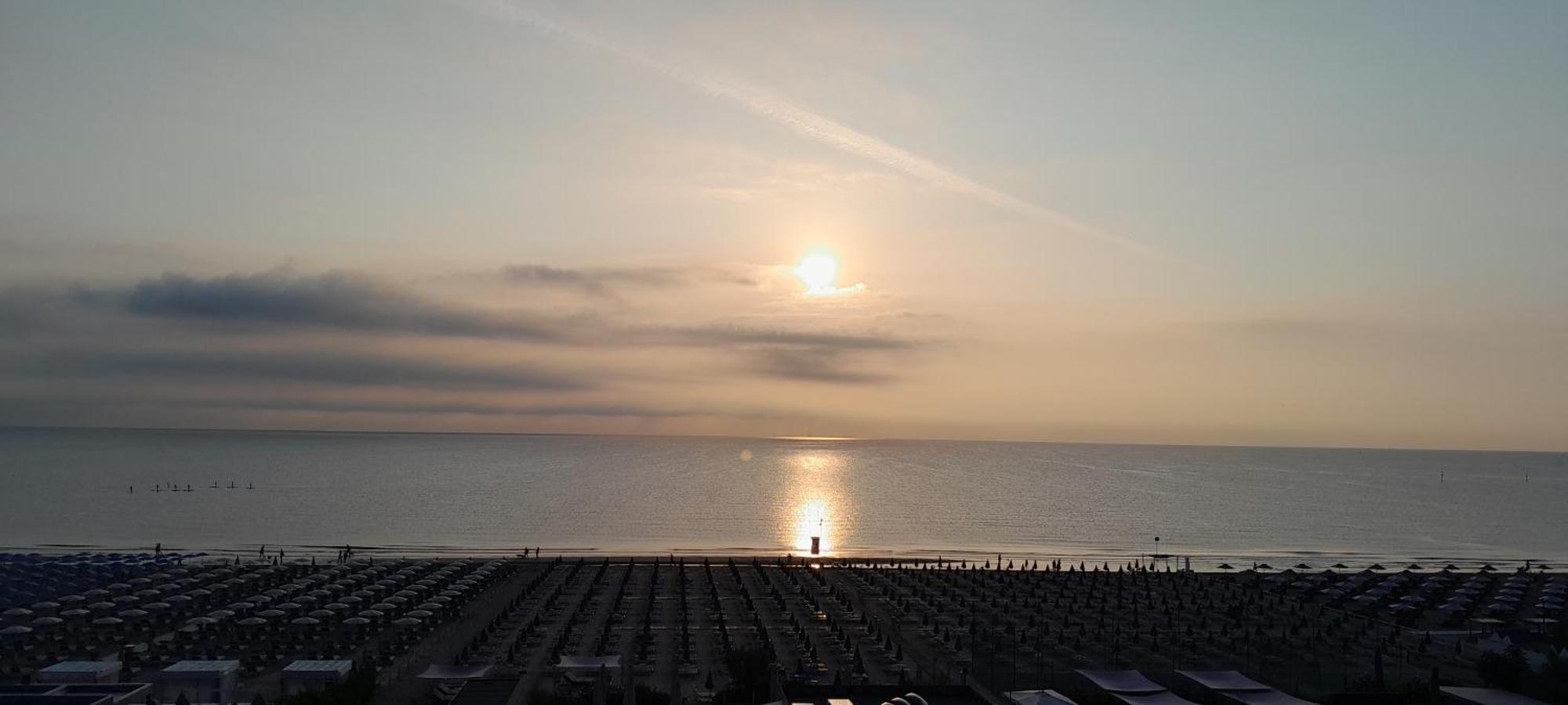 Hotel Delfino Μιλάνο Μαριτίμα Εξωτερικό φωτογραφία