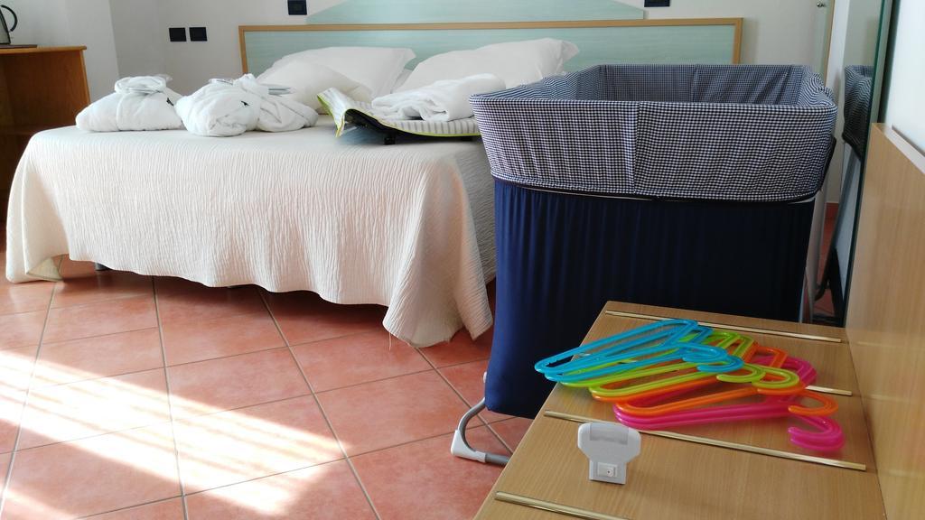 Hotel Delfino Μιλάνο Μαριτίμα Εξωτερικό φωτογραφία