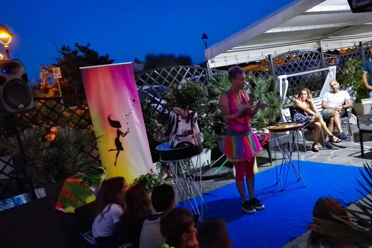 Hotel Delfino Μιλάνο Μαριτίμα Εξωτερικό φωτογραφία